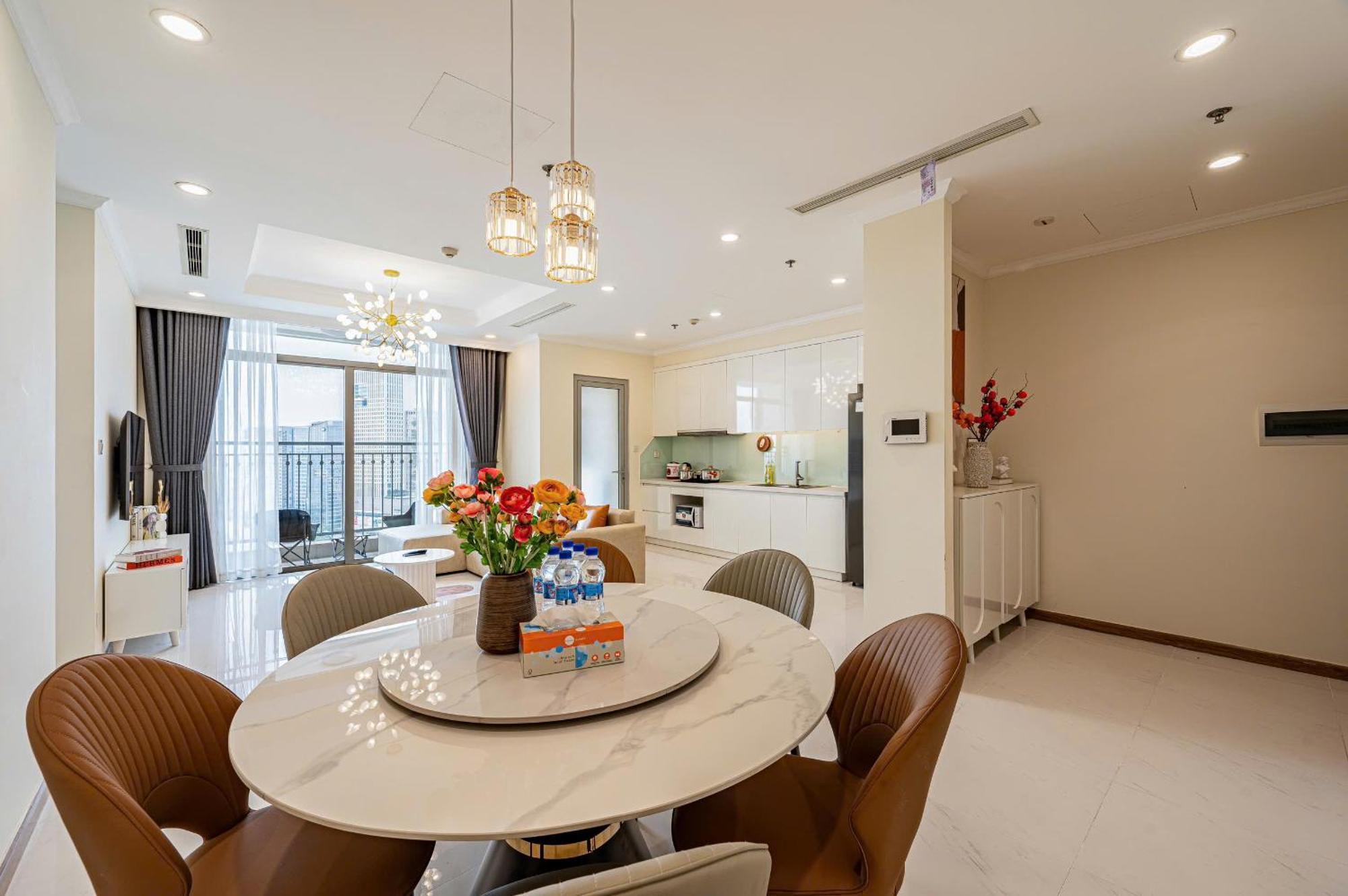 The Landmark Pavilion - Vinhomes Park Apartment Ho Chi Minh City